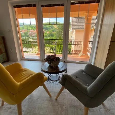 Luxusný Kanianka, Bojnice A Okolie Apartamento
