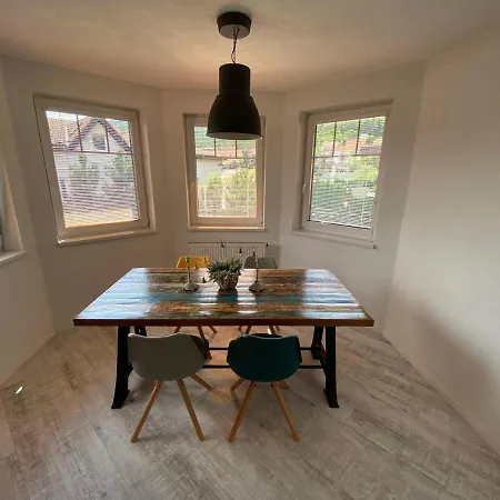 Luxusny Kanianka, Bojnice A Okolie